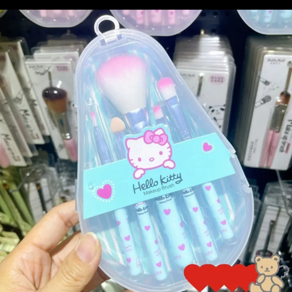 🆕 📢 LAST ONE Hello Kitty Make-up Brush Set. - Picture 1 of 4